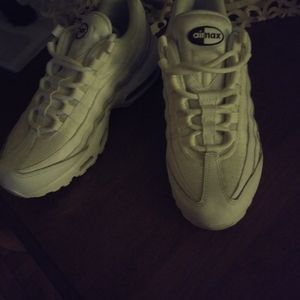 Airmax 95s size 7.5